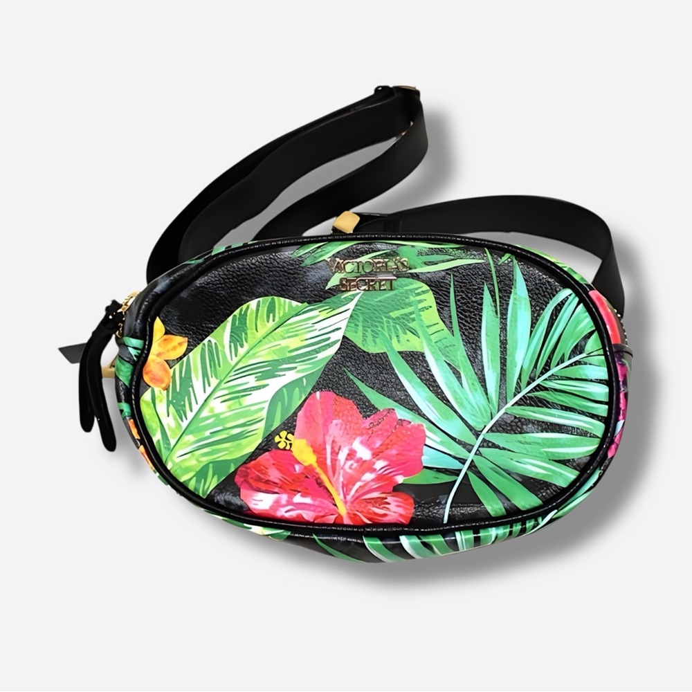 🌸New🌸 Victoria’s Secret Zip Closure Fanny Pack